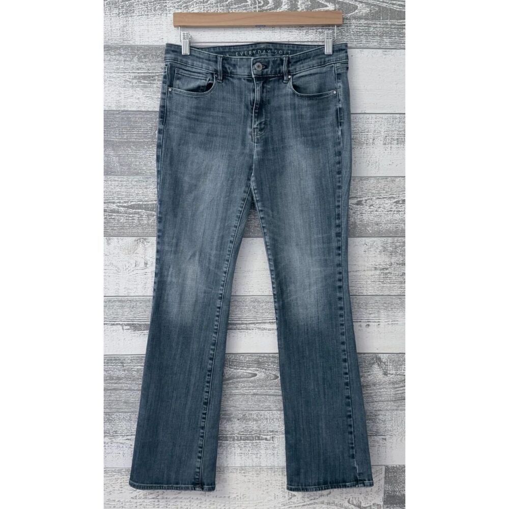 White House Black Market Everyday Soft Mid Rise Bootcut Jeans Womens 8 (Fit 31")